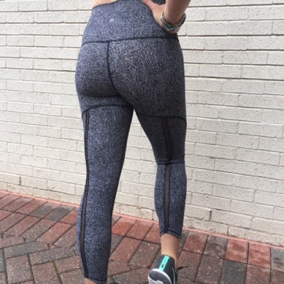 lululemon athletica Pants - NWT LINE UP LULULEMON WUNDER UNDER PANT - - Size 4